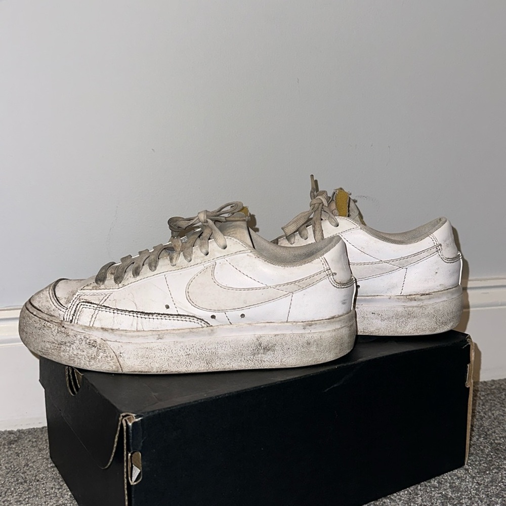 Nike Blazer Low Platform - Triple White